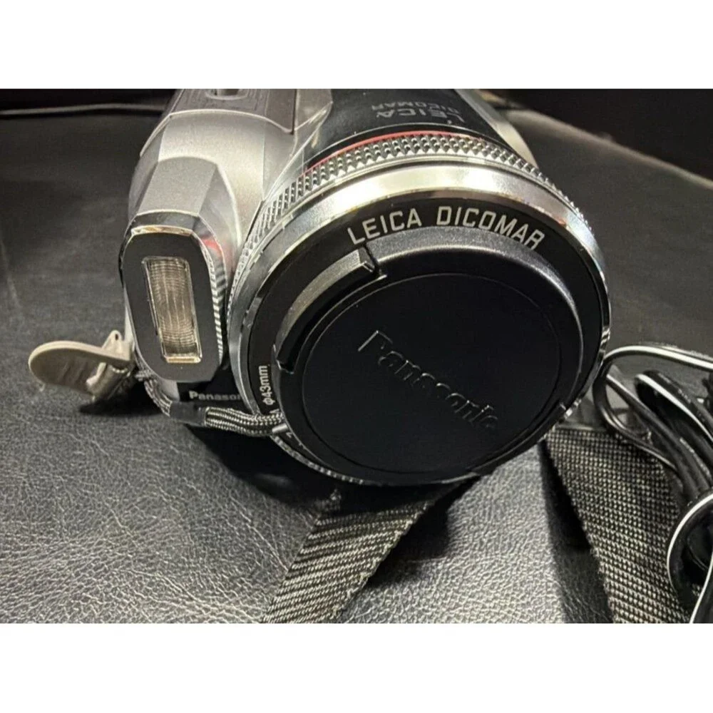 Panasonic PV-GS500 3CCD MiniDV Camcorder Bundle - TESTED WORKING Leica Lens Vlog